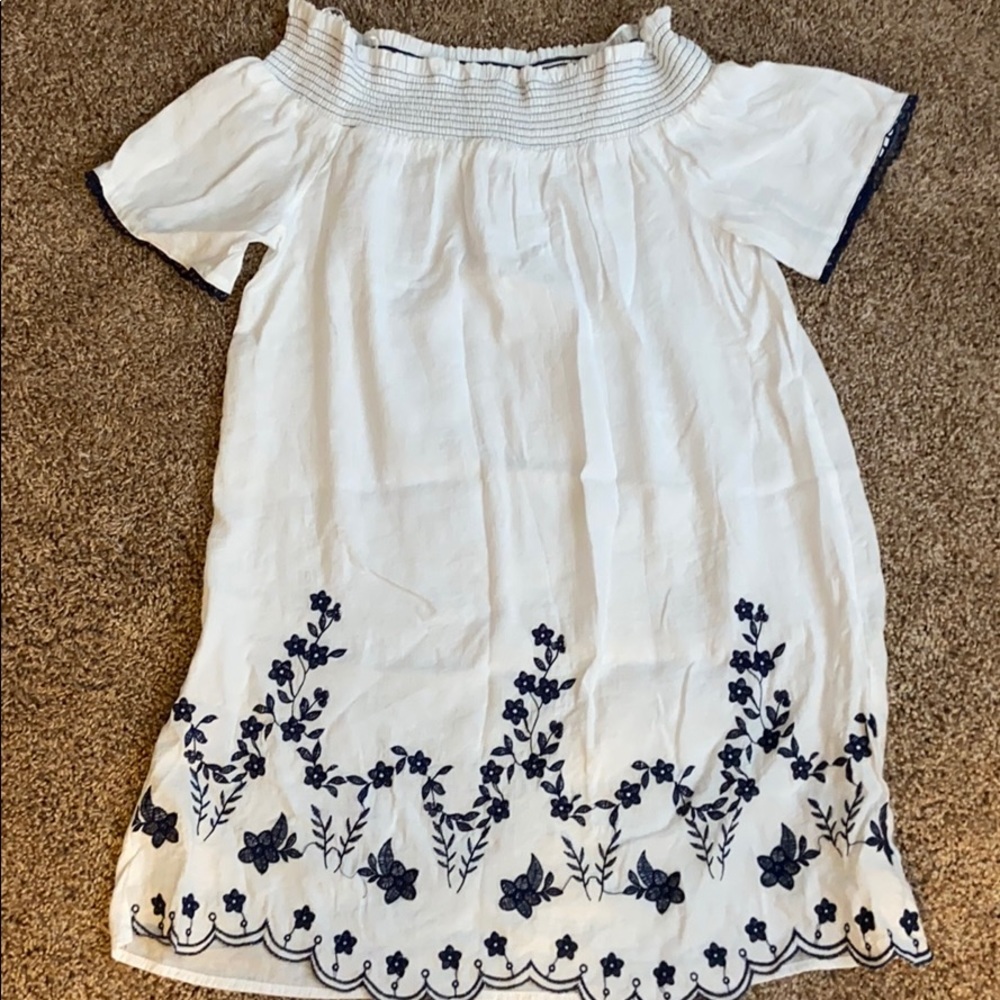 White linen off the shoulder dress